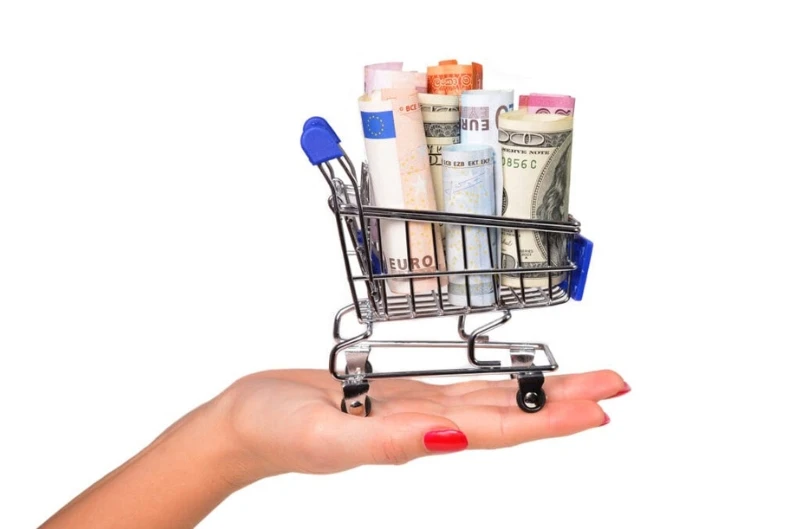 Miniature shopping cart used for shopping or display